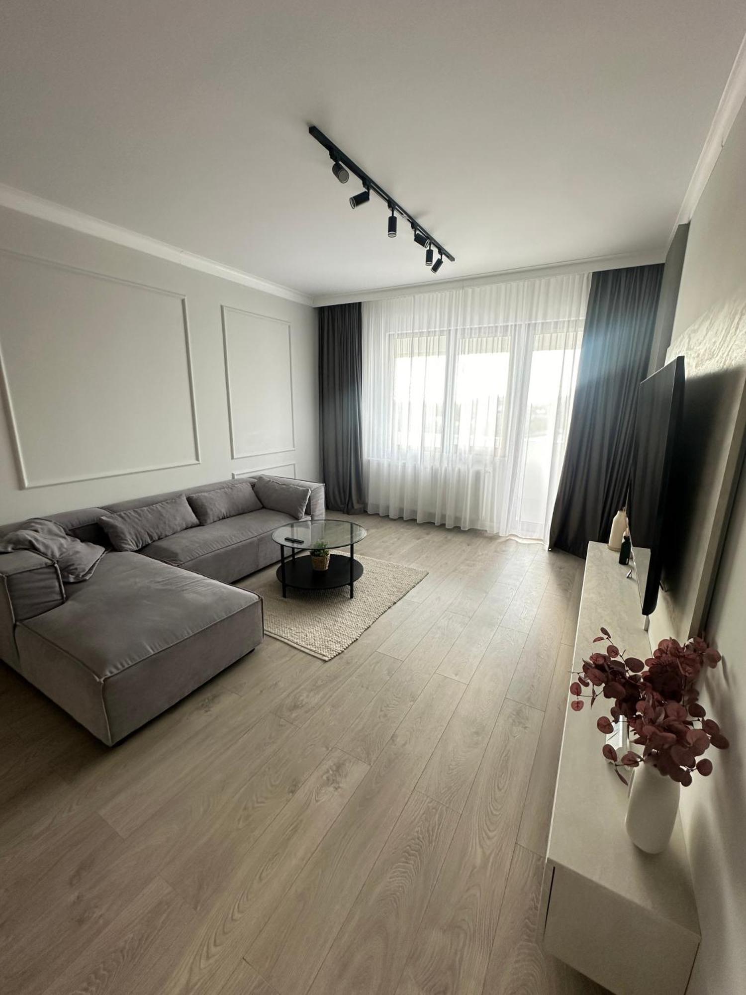 Sunset View Bucharest Apartment Екстериор снимка